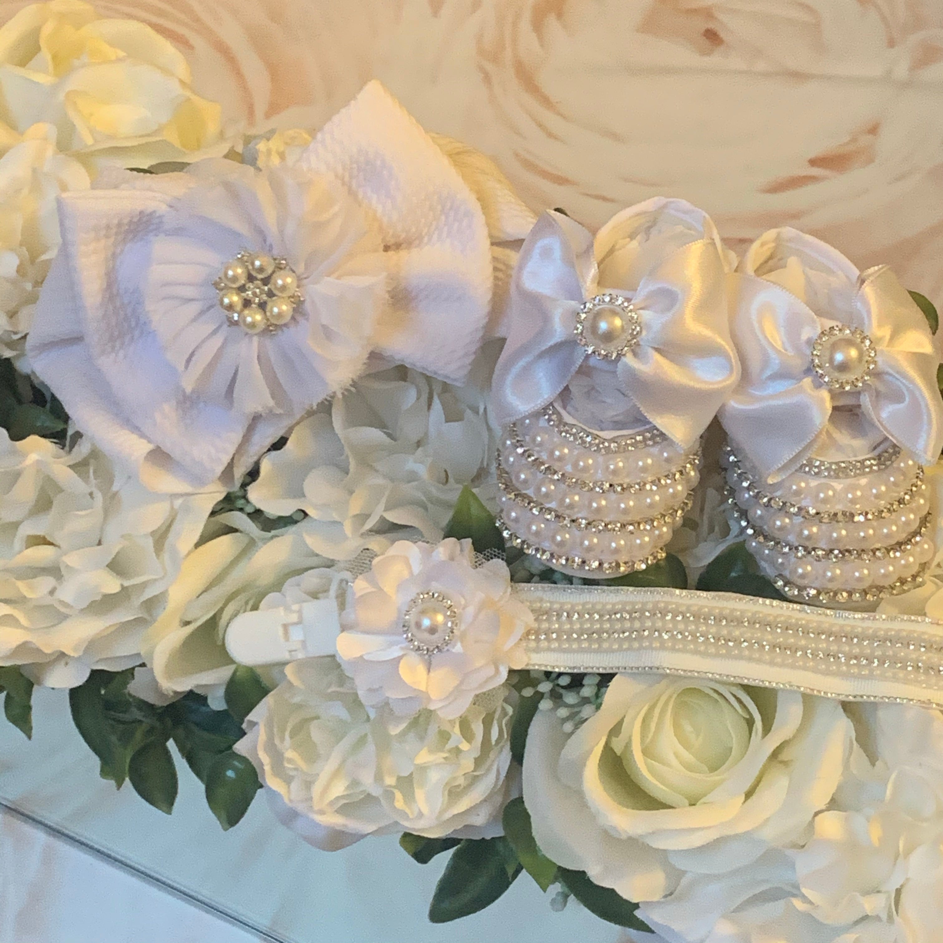 White Jewel Paci Clip